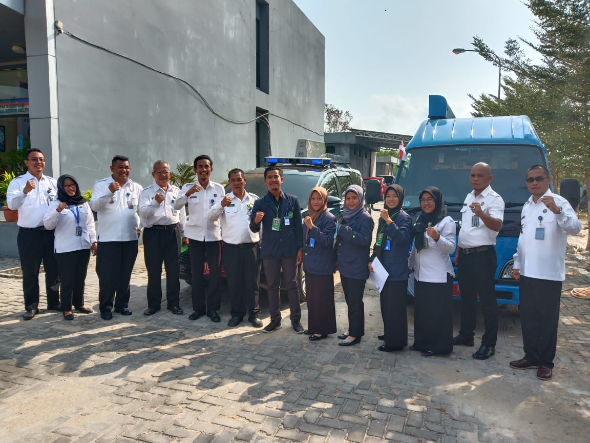 BNNP Kep Babel Himbau Masyarakat Melalui Mobil Sosialisasi BNNP Kep Babel Himbau Masyarakat Melalui Mobil Sosialisasi
